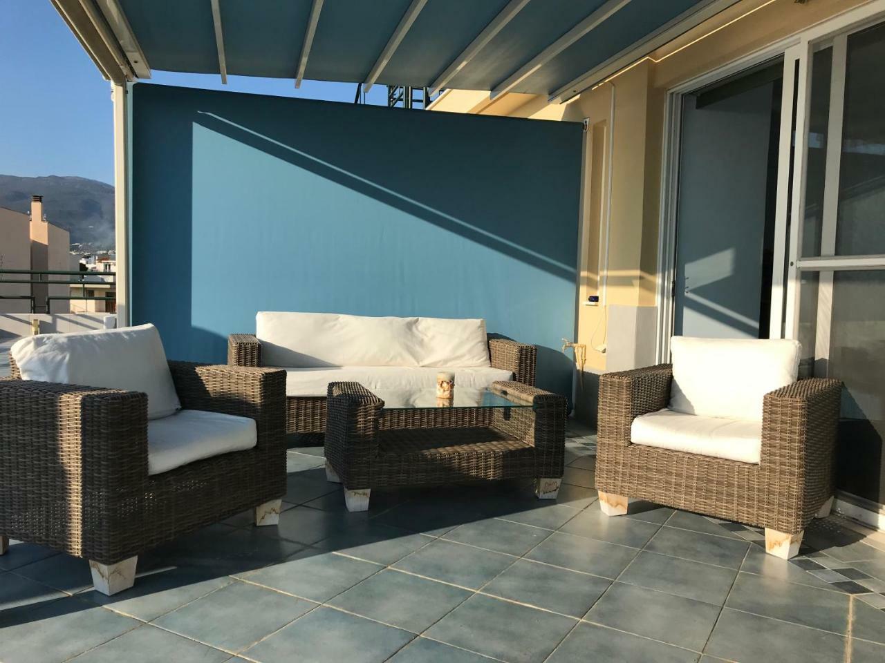 Tg Kalamata Beach Studio With Sea View Terrace Apartment Exterior photo