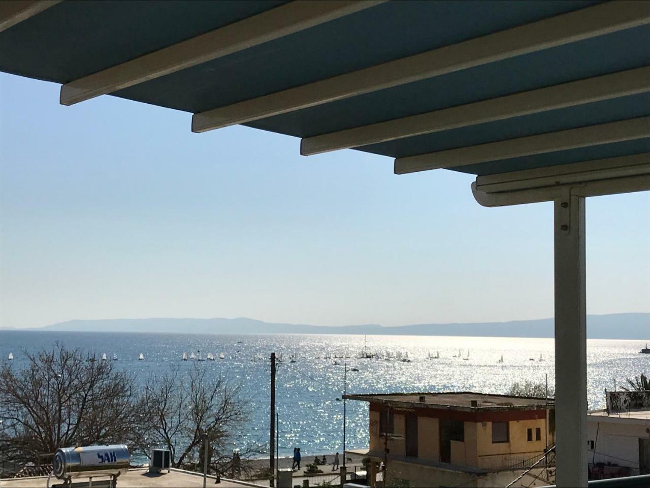 Tg Kalamata Beach Studio With Sea View Terrace Apartment Exterior photo